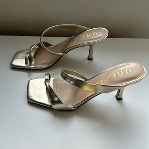 Gold Heeled Sandals Size 9M